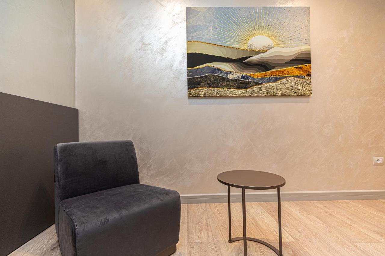 Novus Rooms Vlore Ngoại thất bức ảnh